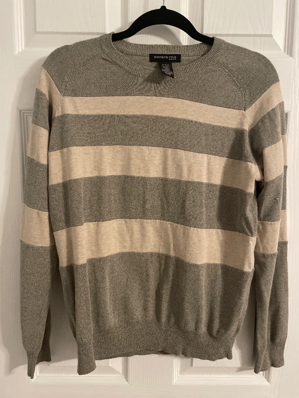 Kenneth Cole New York sweater size M